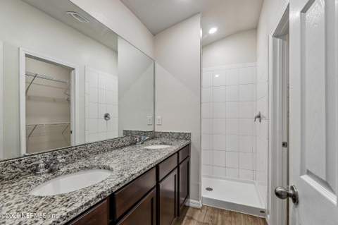 1366 Tan Tara Trail, Jacksonville FL - photo 18 of 36
