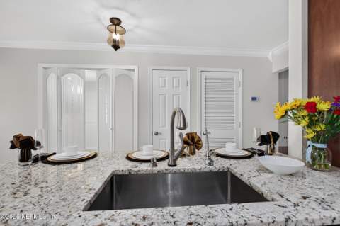 12606 Point Park Drive, Jacksonville FL - photo 11 of 104