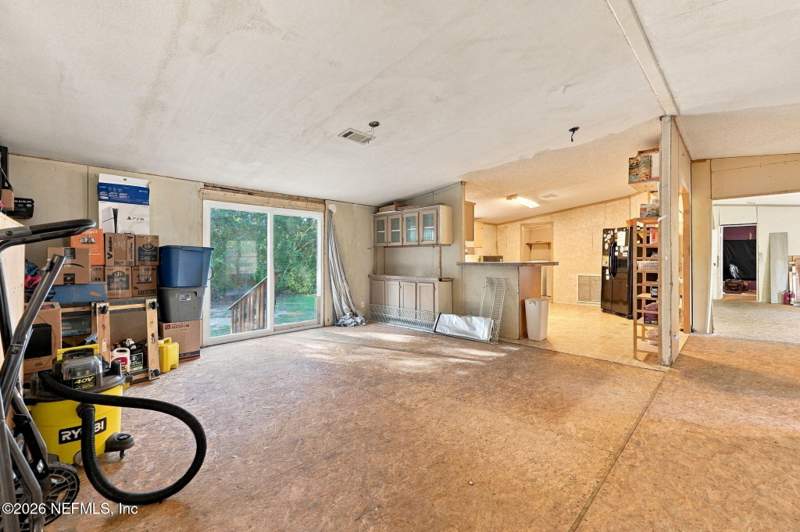 5 bedroom Manufactured Home at 254 7th Avenue, Flamingo Lake Estate, Interlachen — photo 5