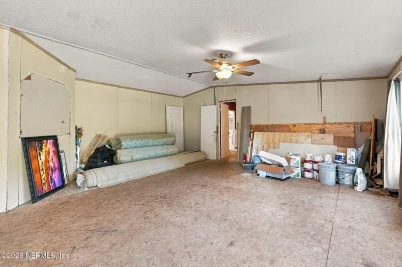 5 bedroom Manufactured Home at 254 7th Avenue, Flamingo Lake Estate, Interlachen — photo 4