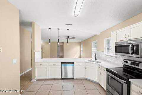 1454 Cove Landing Drive, Jacksonville FL - photo 9 of 31