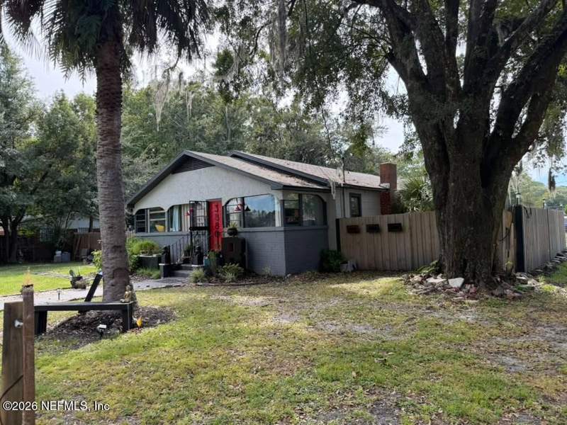 3 bedroom Single Family Residence at 3880 Springrove Street, Springrove Gardens, Jacksonville — photo 2