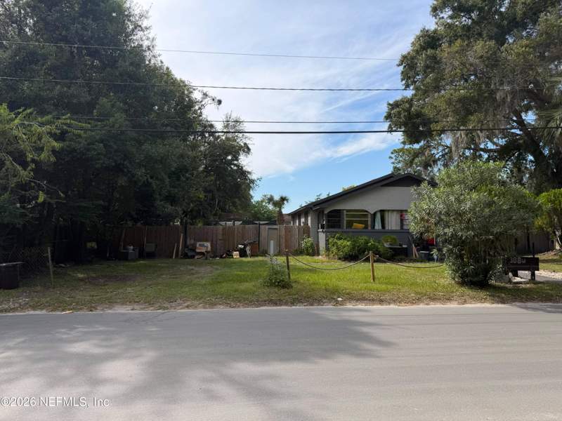 3 bedroom Single Family Residence at 3880 Springrove Street, Springrove Gardens, Jacksonville — photo 4