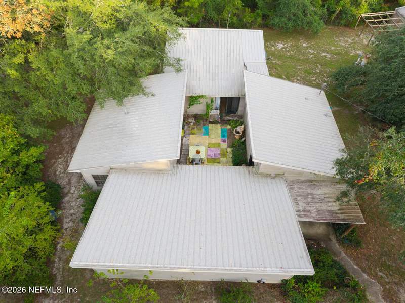 3 bedroom Single Family Residence at 112 Pennsylvania Ave Avenue, Satsuma, Satsuma — photo 5