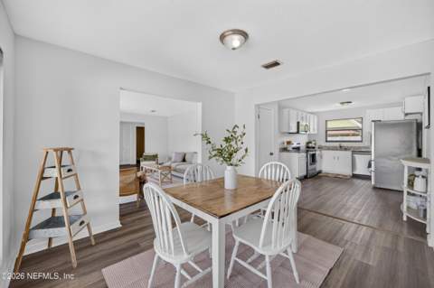 5628 Ft Sumter Road, Jacksonville FL - photo 17 of 50