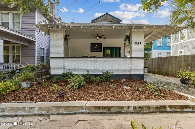 3 bedroom Single Family Residence at 1544 Perry Street, Springfield, Jacksonville — photo 2