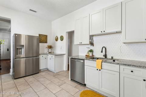 1544 Perry Street, Jacksonville FL - photo 21 of 70