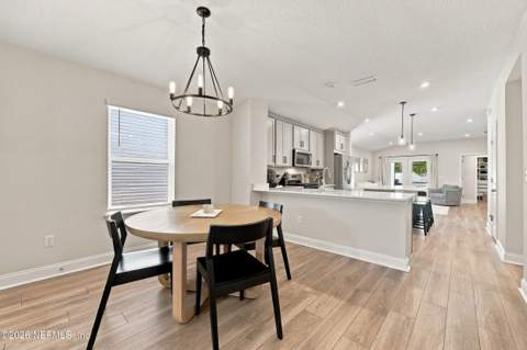 12896 Holsinger Boulevard, Jacksonville FL - photo 6 of 49