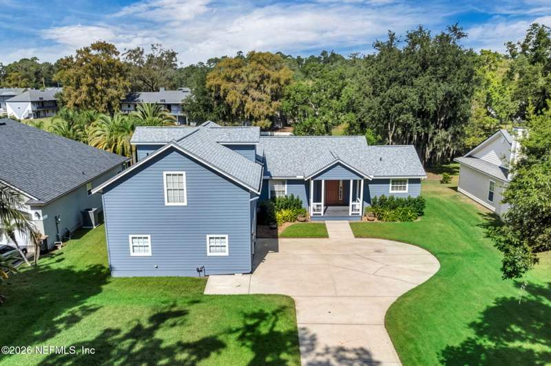 3 bedroom Single Family Residence at 6201 Hyde Park Circle, Hyde Park Circle, Jacksonville — photo 3