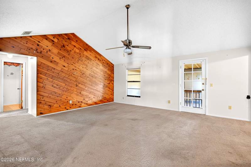 3 bedroom Single Family Residence at 1688 Susan Drive, Greenwood Estates, Middleburg — photo 3