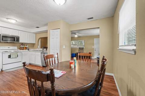 2501 Red Robin Drive, Jacksonville FL - photo 7 of 16