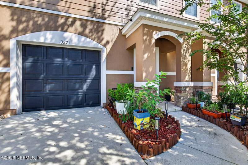 2 bedroom Townhouse at 13271 Ocean Mist Drive, Verano At Bartram Park, Jacksonville — photo 4