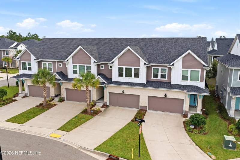 3 bedroom Townhouse at 9811 Element Road, Etown, Jacksonville — photo 3