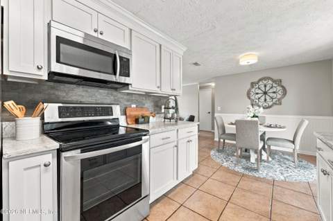 3 Norberta Way, Jacksonville Beach FL - photo 17 of 52