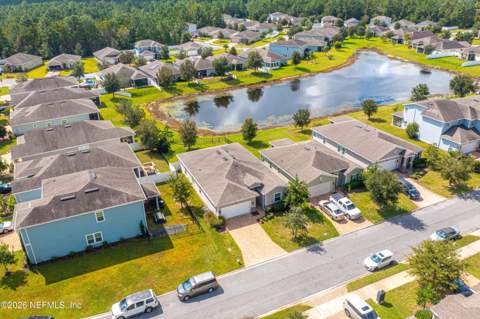 16187 Blossom Lake Drive, Jacksonville FL - photo 9 of 49