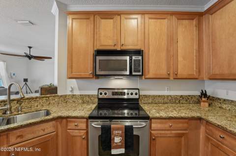 12222 Sweet Branch Court, Jacksonville FL - photo 20 of 48