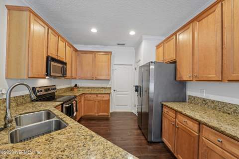 12222 Sweet Branch Court, Jacksonville FL - photo 23 of 48