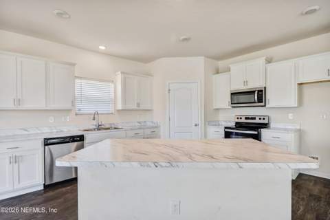 2433 Beachview Drive, Jacksonville FL - photo 11 of 49