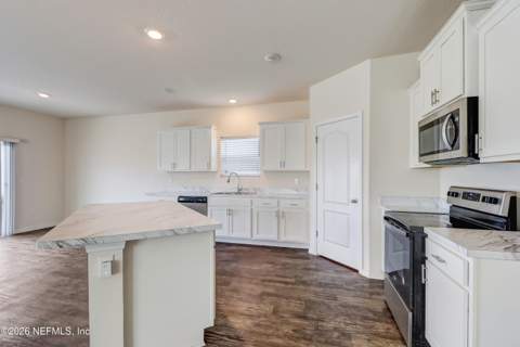 2433 Beachview Drive, Jacksonville FL - photo 9 of 49