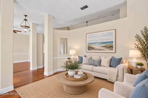 12321 Tiger Creek Lane, Jacksonville FL - photo 10 of 61