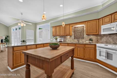 591 Thornwood Lane, Orange Park FL - photo 9 of 87