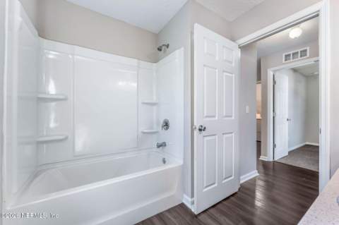 1480 Knudson Drive, Jacksonville FL - photo 18 of 32
