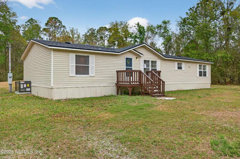 3 bedroom Manufactured Home at 2210 Hibiscus Avenue, Jacksonville South, Middleburg — photo 2