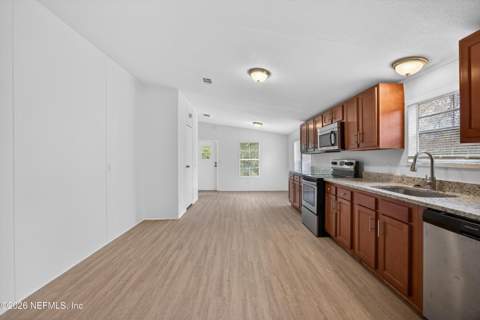 2210 Hibiscus Avenue, Middleburg FL - photo 10 of 40