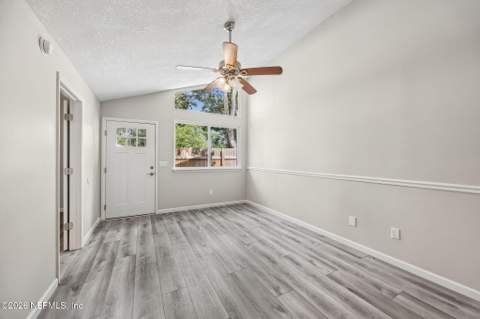 2492 Whispering Woods Boulevard #2, Jacksonville FL - photo 11 of 29