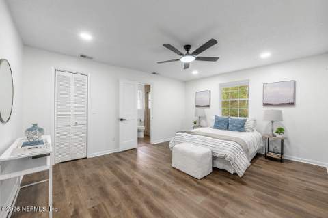 2826 Water View Circle, Jacksonville FL - photo 11 of 36