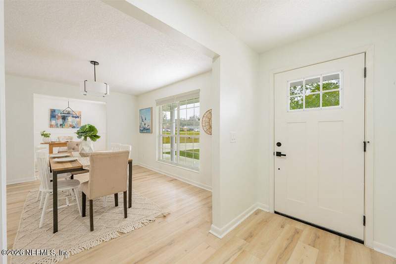 4 bedroom Single Family Residence at 2826 Water View Circle, Hidden Creek, Jacksonville — photo 2