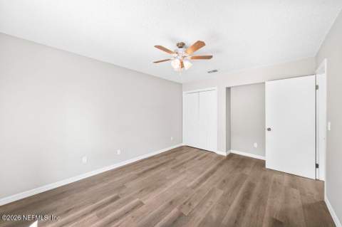 1847 Oak Water Drive, Jacksonville FL - photo 8 of 35