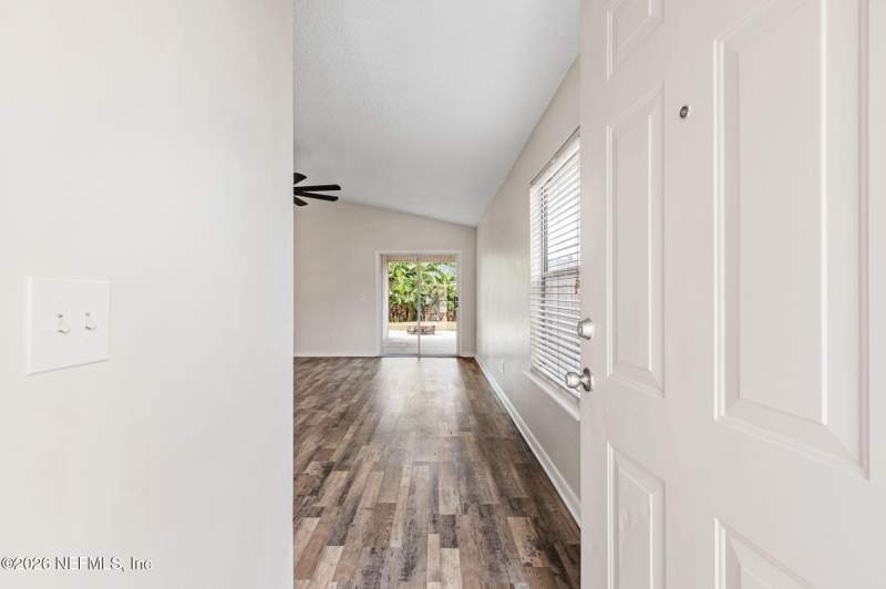 3 bedroom Single Family Residence at 1868 Pineta Cove Drive, Brannan Mill Plantation, Middleburg — photo 3