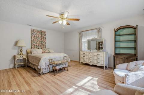 4332 Buck Point Road, Jacksonville FL - photo 14 of 46