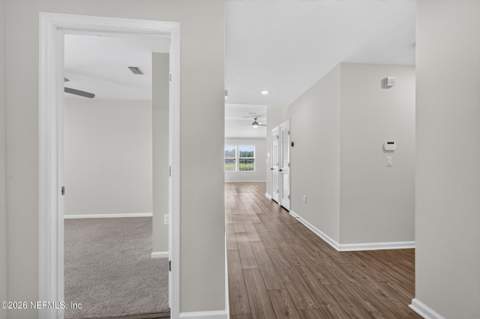 8302 Hawkes Meadow Drive, Jacksonville FL - photo 11 of 42