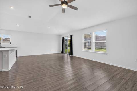8302 Hawkes Meadow Drive, Jacksonville FL - photo 22 of 42