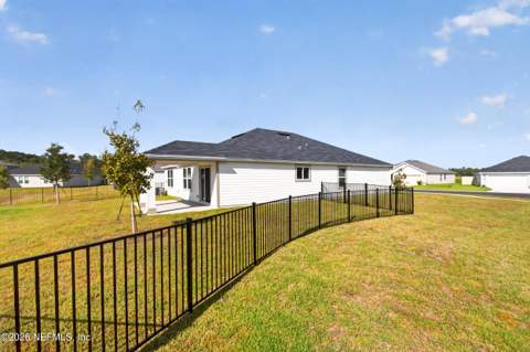 8302 Hawkes Meadow Drive, Jacksonville FL - photo 6 of 42