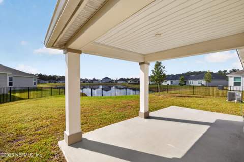 8302 Hawkes Meadow Drive, Jacksonville FL - photo 8 of 42