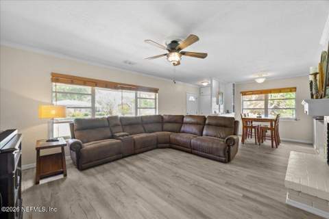 301 Lakeview Avenue, Crescent City FL - photo 11 of 45