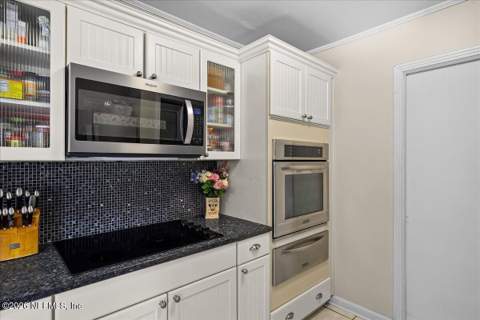 301 Lakeview Avenue, Crescent City FL - photo 16 of 45
