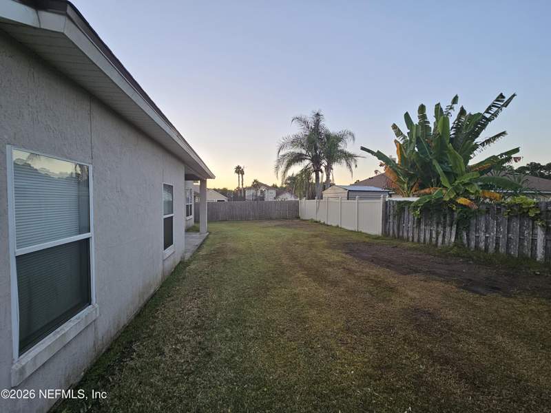 4 bedroom Single Family Residence at 825 Lord Nelson Boulevard, Parque Diane, Jacksonville — photo 3