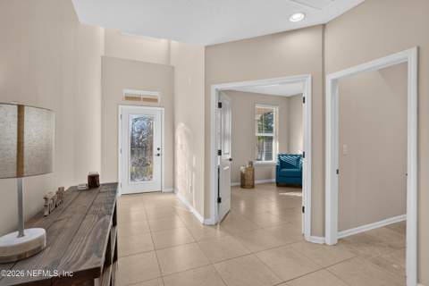 1460 Autumn Pines Drive, Orange Park FL - photo 7 of 47