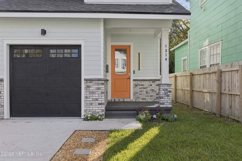 3 bedroom Single Family Residence at 1319 Spearing Street, Campbell Addn, Jacksonville — photo 5