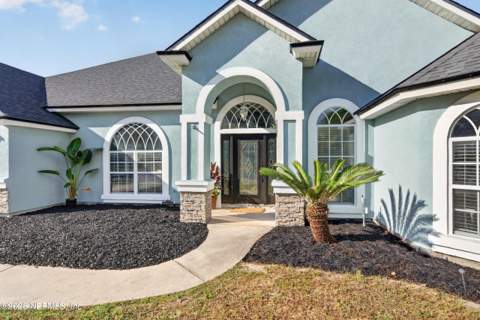 2912 Southbank Circle, Green Cove Springs FL - photo 12 of 49