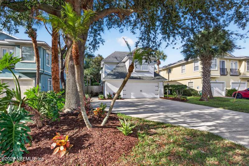 4 bedroom Single Family Residence at 725 11th Avenue, Oceanside Park, Jacksonville Beach — photo 3
