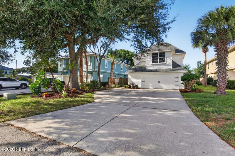 4 bedroom Single Family Residence at 725 11th Avenue, Oceanside Park, Jacksonville Beach — photo 4