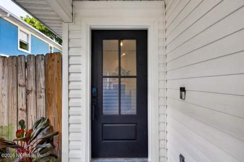 725 11th Avenue, Jacksonville Beach FL - photo 9 of 103
