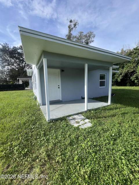 3846 Bunnell Drive, Jacksonville FL - photo 11 of 21