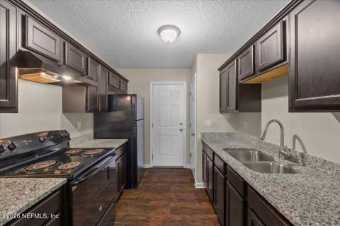 3803 Soutel Drive, Jacksonville FL - photo 11 of 27