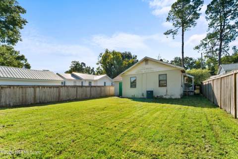 4817 Kerle Street, Jacksonville FL - photo 10 of 12
